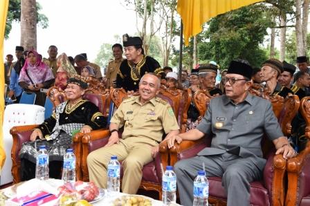 Gubri Apresiasi Kinerja Bupati Kampar.